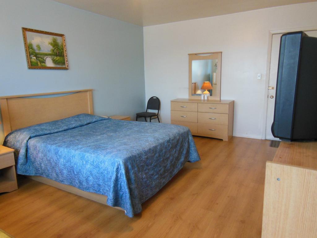 Motel Pierre Montréal Szoba fotó
